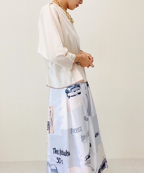 TEVALT（ヴァレット）の「リブ切替ラグランボリュームトップス（Tシャツ/カットソー・レディース・ブラック/グリーン/アイボリー/レッド系・38）」の9枚目の写真