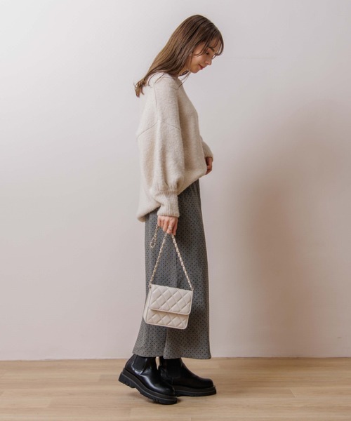 flower（フラワー）の「レザーキルティングバッグ（ショルダーバッグ・レディース・ホワイト/ブラック・FREE）」の7枚目の写真