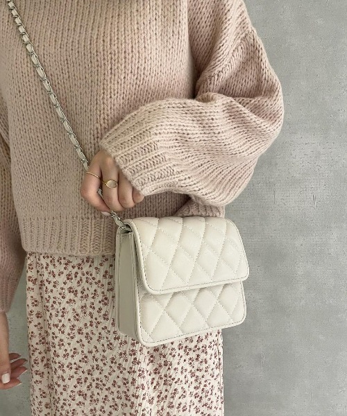 flower（フラワー）の「レザーキルティングバッグ（ショルダーバッグ・レディース・ホワイト/ブラック・FREE）」の15枚目の写真