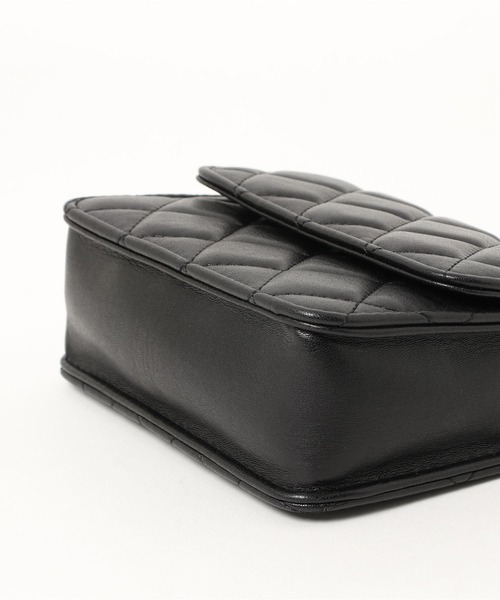 flower（フラワー）の「レザーキルティングバッグ（ショルダーバッグ・レディース・ホワイト/ブラック・FREE）」の22枚目の写真