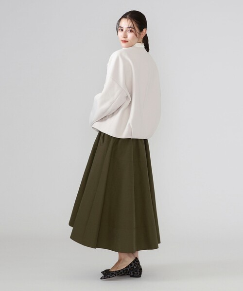 CAST:（キャストコロン）の「ショートライトコート（ノーカラーコート・レディース・ネイビー/オフホワイト/グリーン・M）」の6枚目の写真