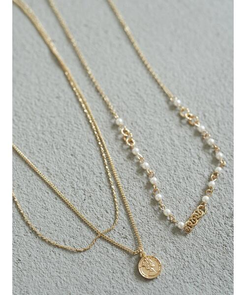 earth music&ecology（アースミュージックアンドエコロジー）の「3wayコインパールネックレス ＊（ネックレス・レディース・シルバー/ゴールド・FREE）」の4枚目の写真