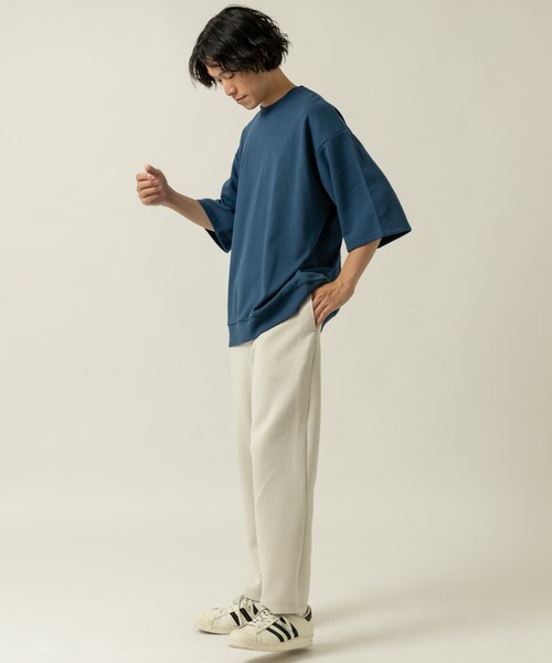 ITEMS URBANRESEARCH(アイテムズ アーバンリサーチ)の「裏毛7分袖クルーネックプルオーバー(スウェット・メンズ・チャコールグレー/ブラウン/ブルー・MEDIUM/LARGE)」の1枚目の写真