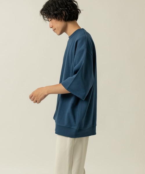 ITEMS URBANRESEARCH(アイテムズ アーバンリサーチ)の「裏毛7分袖クルーネックプルオーバー(スウェット・メンズ・チャコールグレー/ブラウン/ブルー・MEDIUM/LARGE)」の7枚目の写真