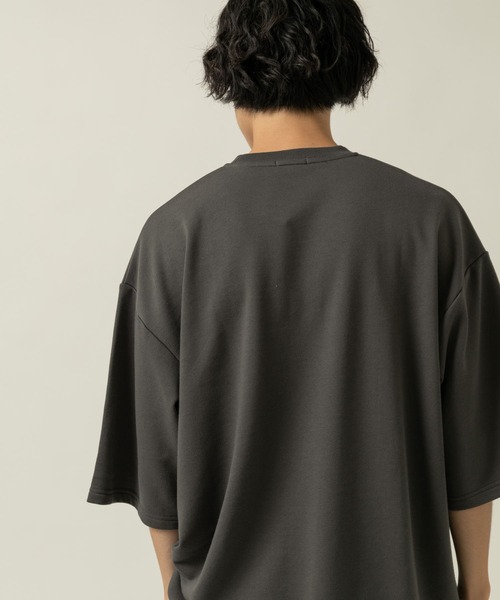 ITEMS URBANRESEARCH(アイテムズ アーバンリサーチ)の「裏毛7分袖クルーネックプルオーバー(スウェット・メンズ・チャコールグレー/ブラウン/ブルー・MEDIUM/LARGE)」の12枚目の写真