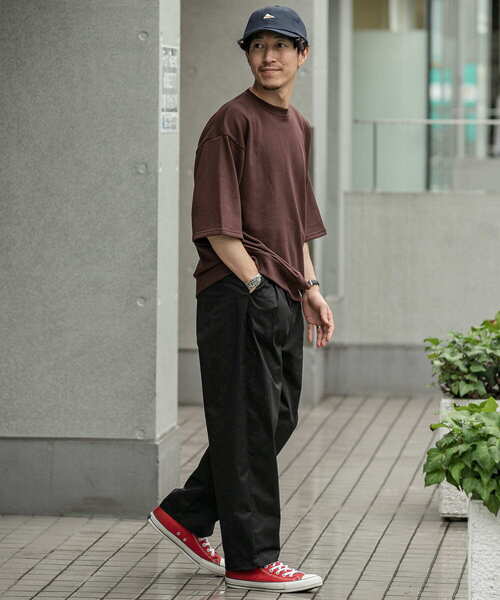 ITEMS URBANRESEARCH(アイテムズ アーバンリサーチ)の「裏毛7分袖クルーネックプルオーバー(スウェット・メンズ・チャコールグレー/ブラウン/ブルー・MEDIUM/LARGE)」の18枚目の写真