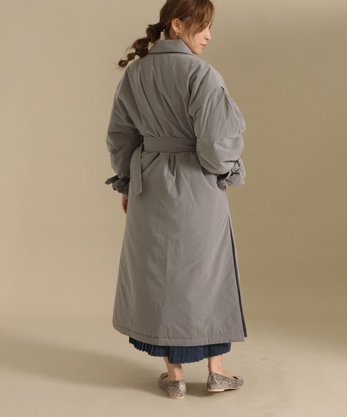 AULI（アウリィ）の「【低身長向けサイズ】中綿テーラードロングコート（ダウンジャケット/コート・レディース・ベージュ/グレー/アイボリー・S/XS）」の5枚目の写真