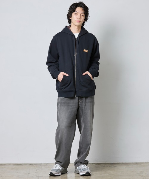 L.L.Bean(エルエルビーン)の「カタディン・アイアン・ワークス・フード・スウェットシャツ、フランネルラインド 米国フィット・レギュラー(パーカー・メンズ・チャコールグレー/ブラック/ネイビー/バーガンディー・SMALL/MEDIUM/LARGE)」の17枚目の写真