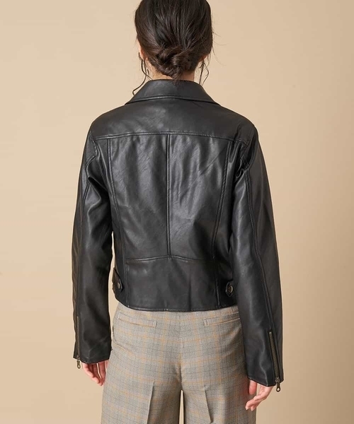 OFUON le MK(オフオンルエムケー)の「フェイクレザーライダースジャケット(ライダースジャケット・レディース・ブラック/ライトグレー・40/38)」の5枚目の写真