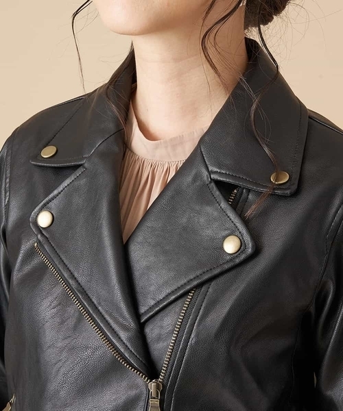 OFUON le MK(オフオンルエムケー)の「フェイクレザーライダースジャケット(ライダースジャケット・レディース・ブラック/ライトグレー・40/38)」の6枚目の写真