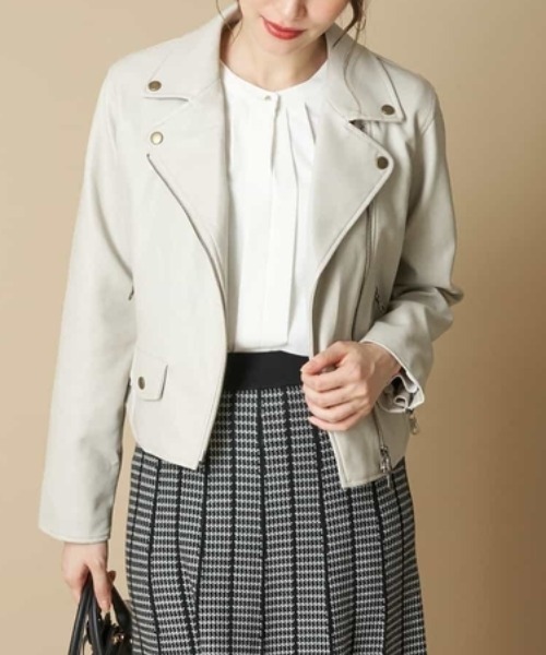 OFUON le MK(オフオンルエムケー)の「フェイクレザーライダースジャケット(ライダースジャケット・レディース・ブラック/ライトグレー・40/38)」の1枚目の写真