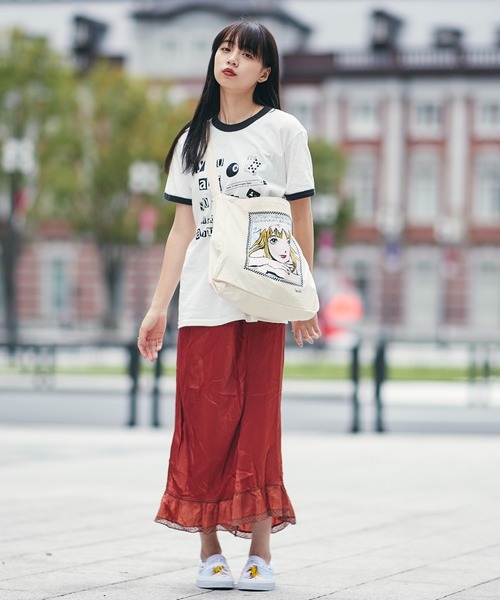 VANS(バンズ)の「HIBARIKUN CANVAS BAG 121H1190507(ショルダーバッグ・メンズ・ナチュラル・FREE)」の7枚目の写真