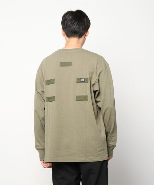 G-STAR（ジースター）の「BACK TAPE OVERSIZED T-SHIRT/ロンT/オーバーサイズ（Tシャツ/カットソー・メンズ・ダークオリーブ/ダークブルー・SMALL/LARGE/X-SMALL/MEDIUM/X-LARGE）」の19枚目の写真
