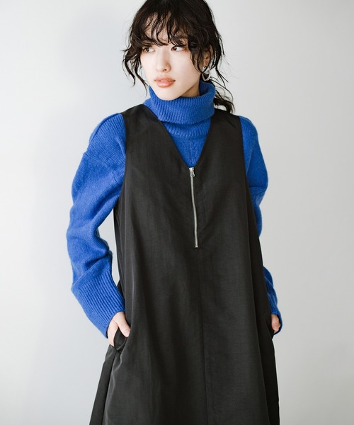 haco!（ハコ）の「甘さの中にもピリリと大人っぽさを！言うなればビターチョコ的　シンプルトップスを合わせるだけでおしゃれにきまるフロントファスナージャンスカby who made me（ジャンパースカート・レディース・ブラック・1/2）」の8枚目の写真