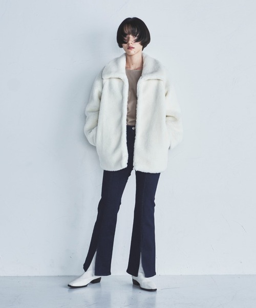 lautreamont BLEUBLANC（ロートレアモンブルーブラン）の「<lautreamont BLEUBLANC>フロントスリットクラシックデニムパンツ（デニムパンツ・レディース・ブラック/ネイビー・7号/9号/11号）」の3枚目の写真