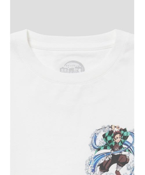 Design Tshirts Store graniph(デザイン ティーシャツ ストア グラニフ)の「竈門炭治郎(鬼滅の刃)|キッズ長袖Tシャツ(Tシャツ/カットソー・キッズ・ホワイト・100/110/120/130/140)」の6枚目の写真