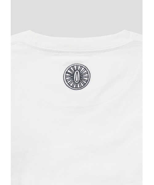 Design Tshirts Store graniph(デザイン ティーシャツ ストア グラニフ)の「竈門炭治郎(鬼滅の刃)|キッズ長袖Tシャツ(Tシャツ/カットソー・キッズ・ホワイト・100/110/120/130/140)」の4枚目の写真