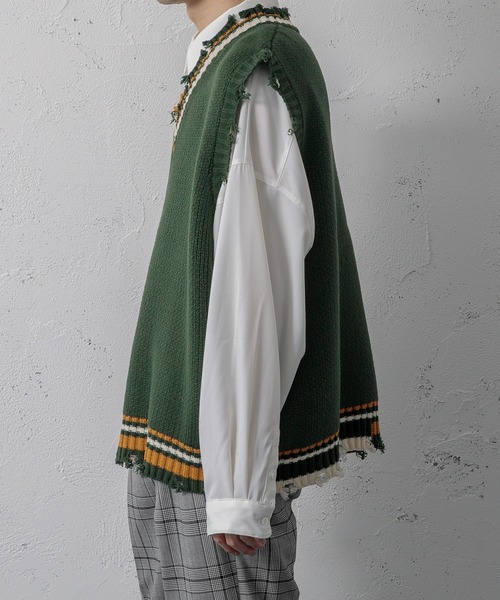 Adoon plain（アドーンプレーン）の「【Adoon plain】ラインダメージニットベスト（ベスト・メンズ・ブラック/グリーン・MEDIUM/LARGE）」の22枚目の写真