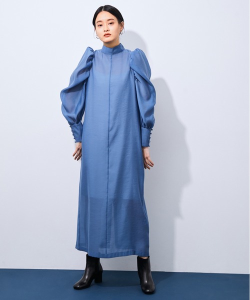 ADAM ET ROPE'(アダムエロペ)の「フォルムスリーブIラインドレス(ワンピース・レディース・ブラック/ブルー・FREE)」の5枚目の写真