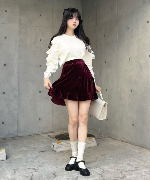 titty＆Co. PETIT by poyo（ティティーアンドコープティバイポヨ）の「【ファッションインフルエンサーPOYO×titty&Co.PETIT 】リボンアクセントニットトップス（ニット/セーター・レディース・ホワイト/ブラック・FREE）」の3枚目の写真