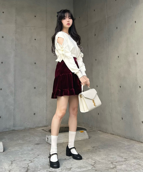 titty＆Co. PETIT by poyo（ティティーアンドコープティバイポヨ）の「【ファッションインフルエンサーPOYO×titty&Co.PETIT 】リボンアクセントニットトップス（ニット/セーター・レディース・ホワイト/ブラック・FREE）」の9枚目の写真