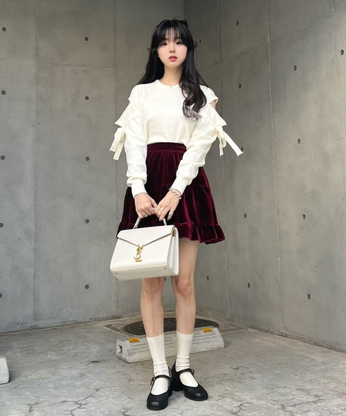 titty＆Co. PETIT by poyo（ティティーアンドコープティバイポヨ）の「【ファッションインフルエンサーPOYO×titty&Co.PETIT 】リボンアクセントニットトップス（ニット/セーター・レディース・ホワイト/ブラック・FREE）」の4枚目の写真