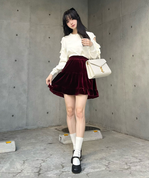 titty＆Co. PETIT by poyo（ティティーアンドコープティバイポヨ）の「【ファッションインフルエンサーPOYO×titty&Co.PETIT 】リボンアクセントニットトップス（ニット/セーター・レディース・ホワイト/ブラック・FREE）」の5枚目の写真