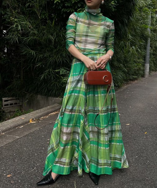 Ameri（アメリ）の「SHEER CHECK HIGH NECK CUT TOP（Tシャツ