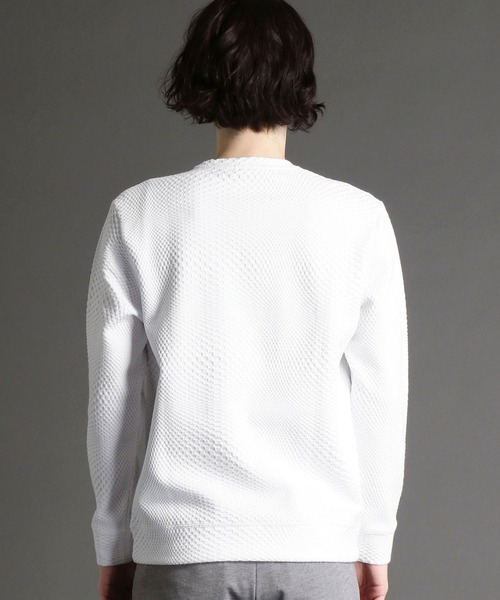 MONSIEUR NICOLE（ムッシュニコル）の「ジオメトリック柄　ブリスタージャカード　クルーネックカットソー（Tシャツ/カットソー・メンズ・ホワイト/ピンク・MEDIUM/LARGE/X-LARGE）」の3枚目の写真