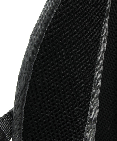 PUMA（プーマ）の「エヴォ ブレイズ バックパック（バックパック/リュック・メンズ・ブラック/ブルー・フリー）」の16枚目の写真