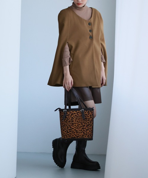 Girly Doll（ガーリードール）の「ポケット付きポンチョ（ポンチョ・レディース・ブラック/グレー/モカ・M/L）」の18枚目の写真