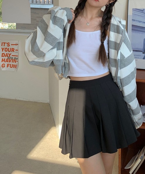 meJane(ミージェーン)の「BIGボーダークロップドZIPアップパーカー【ZOZOTOWN限定】(パーカー・レディース・ブラック/グレー・FREE)」の9枚目の写真