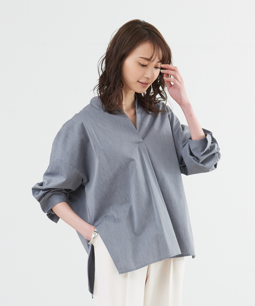 abahouse mavie(アバハウスマヴィ)の「後ボタンスキッパーシャツ(シャツ/ブラウス・レディース・ホワイト/グレー/セージグリーン/ストライプ・フリー)」の13枚目の写真