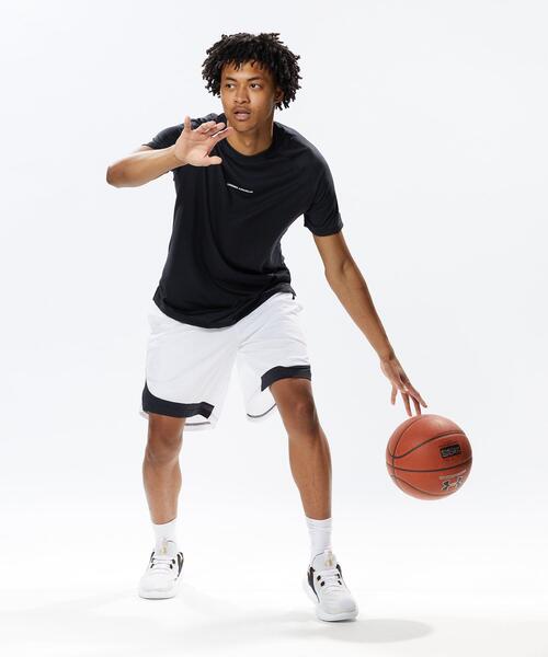 UNDER ARMOUR（アンダーアーマー）の「UAロングショット ショートスリーブTシャツ（バスケットボール/メンズ）（Tシャツ/カットソー・メンズ・ブラック/ホワイト/ダークネイビー・3XL/XXL/L/S/XL/M）」の7枚目の写真