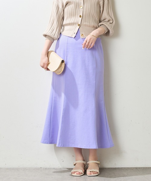 natural couture（ナチュラルクチュール）の「春の装いを軽やかに仕上げてくれる カットソーマーメイドスカート（スカート・レディース・ブラック/パープル/グレー/アイボリー・FREE）」の4枚目の写真