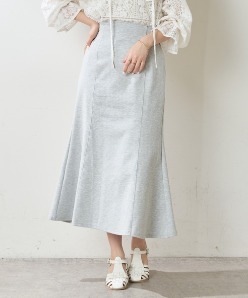 natural couture（ナチュラルクチュール）の「春の装いを軽やかに仕上げてくれる カットソーマーメイドスカート（スカート・レディース・ブラック/パープル/グレー/アイボリー・FREE）」の8枚目の写真