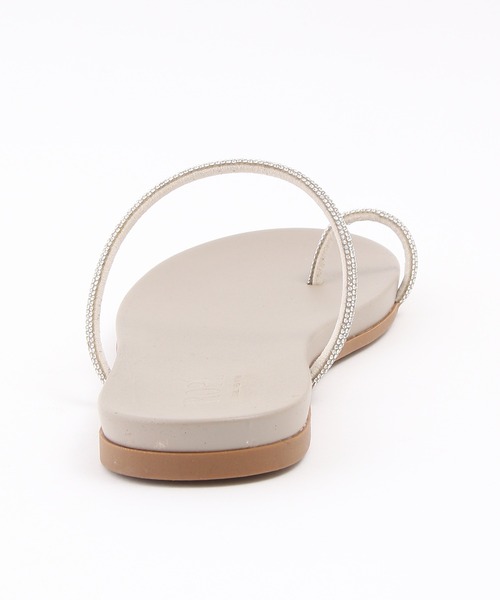 ROPE'（ロペ）の「ビジューストラップトングサンダル（サンダル・レディース・ブラック/ベージュ・36/37/36.5/37.5）」の5枚目の写真