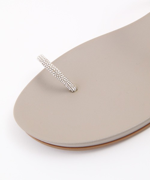 ROPE'（ロペ）の「ビジューストラップトングサンダル（サンダル・レディース・ブラック/ベージュ・36/37/36.5/37.5）」の6枚目の写真