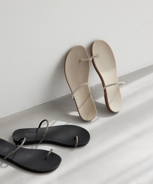 ROPE'（ロペ）の「ビジューストラップトングサンダル（サンダル・レディース・ブラック/ベージュ・36/37/36.5/37.5）」の17枚目の写真