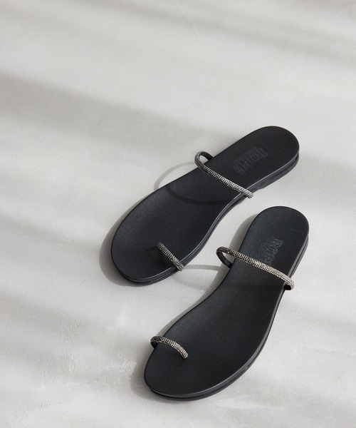 ROPE'（ロペ）の「ビジューストラップトングサンダル（サンダル・レディース・ブラック/ベージュ・36/37/36.5/37.5）」の16枚目の写真