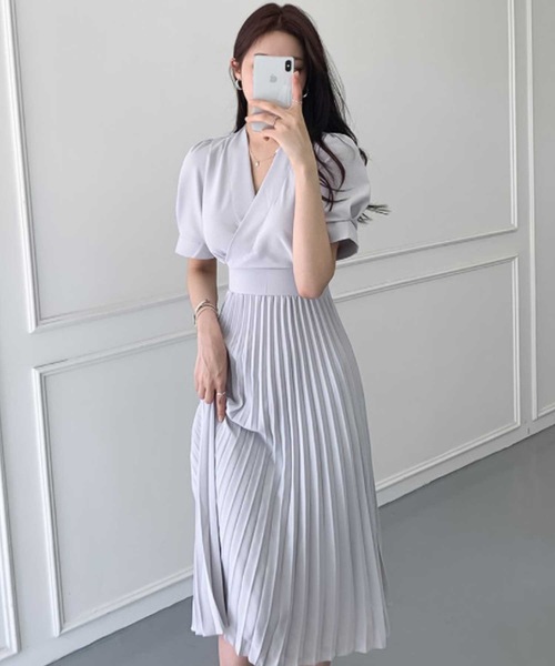 LUGG NAGG(ラグナグ)の「カシュクールプリーツワンピース(ワンピース・レディース・レモンイエロー/ミント/ブルーグレー/コーラル・M/L)」の7枚目の写真