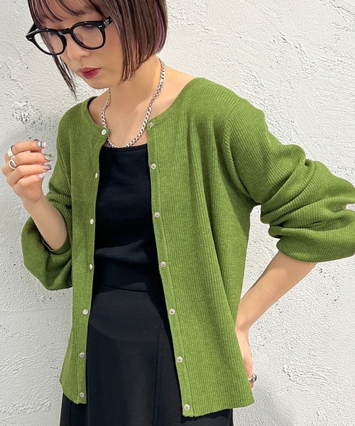 apres jour mignon（アプレジュールミニョン）の「袖ボリュームリブニットカーディガン【ZOZOTOWN限定アイテム】（ニット/セーター・レディース・グリーン/ブラック/アイボリー/イエロー/ピンク・X-LARGE/フリー）」の21枚目の写真