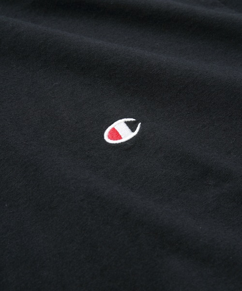 Champion(チャンピオン)の「【CHAMPION/チャンピオン】ブランドベストセラーアイテム 定番の無地 ワンポイントブランドロゴ入り スタンダードシルエット ユニセックスサイジング ベーシック半袖Tシャツ カットソー(Tシャツ/カットソー・メンズ・イエロー/ブラック/ホワイト/パープル/オレンジ/ベージュ/ダークグリーン/ネイビー/ライトグリーン/ライトベージュ・LARGE/MEDIUM/SMALL/X-LARGE/XX-LARGE)」の11枚目の写真