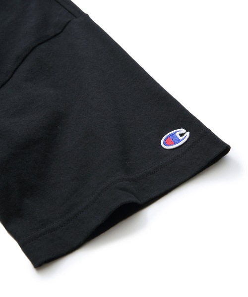 Champion(チャンピオン)の「【CHAMPION/チャンピオン】ブランドベストセラーアイテム 定番の無地 ワンポイントブランドロゴ入り スタンダードシルエット ユニセックスサイジング ベーシック半袖Tシャツ カットソー(Tシャツ/カットソー・メンズ・イエロー/ブラック/ホワイト/パープル/オレンジ/ベージュ/ダークグリーン/ネイビー/ライトグリーン/ライトベージュ・LARGE/MEDIUM/SMALL/X-LARGE/XX-LARGE)」の12枚目の写真