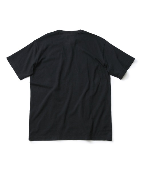 Champion(チャンピオン)の「【CHAMPION/チャンピオン】ブランドベストセラーアイテム 定番の無地 ワンポイントブランドロゴ入り スタンダードシルエット ユニセックスサイジング ベーシック半袖Tシャツ カットソー(Tシャツ/カットソー・メンズ・イエロー/ブラック/ホワイト/パープル/オレンジ/ベージュ/ダークグリーン/ネイビー/ライトグリーン/ライトベージュ・LARGE/MEDIUM/SMALL/X-LARGE/XX-LARGE)」の13枚目の写真