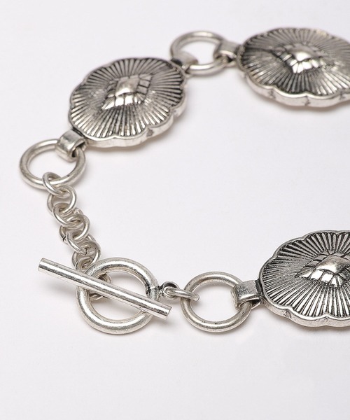 PAGEBOY（ページボーイ）の「コンチョブレスット（ブレスレット・レディース・シルバー・FREE）」の2枚目の写真