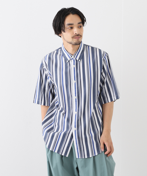 EDIFICE（エディフィス）の「クロスステッチ 半袖ストライプ ボタンダウンシャツ（シャツ/ブラウス・メンズ・グレー系その他/ブルー系その他・MEDIUM/LARGE）」の2枚目の写真