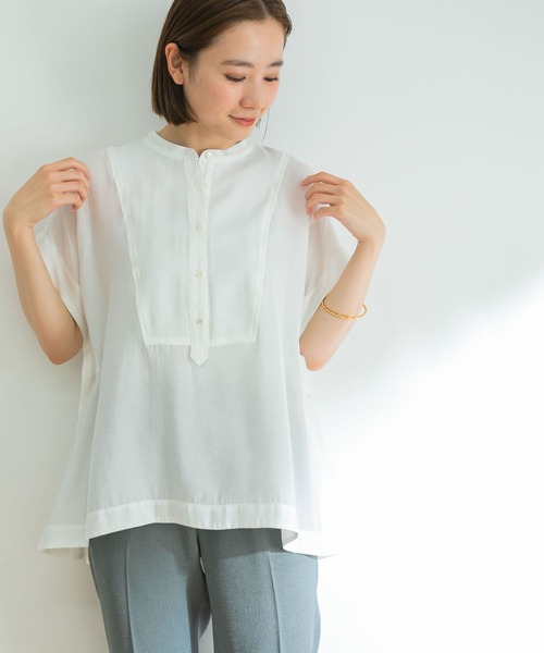 URBAN RESEARCH(アーバンリサーチ)の「フロントデザインフレンチスリーブブラウス(シャツ/ブラウス・レディース・ホワイト/ブラック/ライトカーキ・FREE)」の4枚目の写真