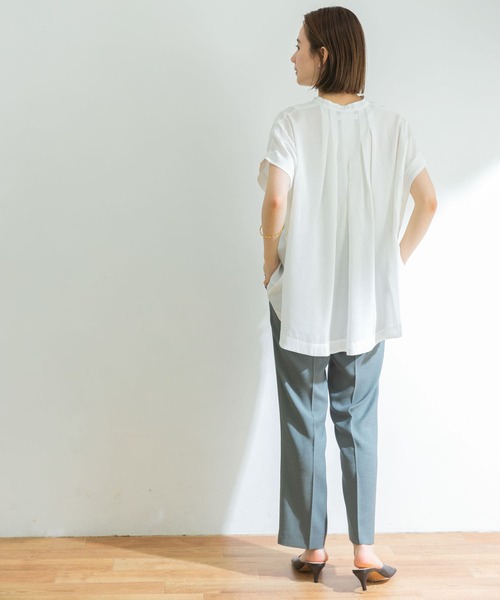 URBAN RESEARCH(アーバンリサーチ)の「フロントデザインフレンチスリーブブラウス(シャツ/ブラウス・レディース・ホワイト/ブラック/ライトカーキ・FREE)」の14枚目の写真