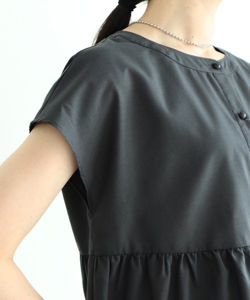 Green Parks(グリーンパークス)の「カラーティアードチュニック(シャツ/ブラウス・レディース・ダークグレー/ピンク/グリーン・FREE)」の14枚目の写真